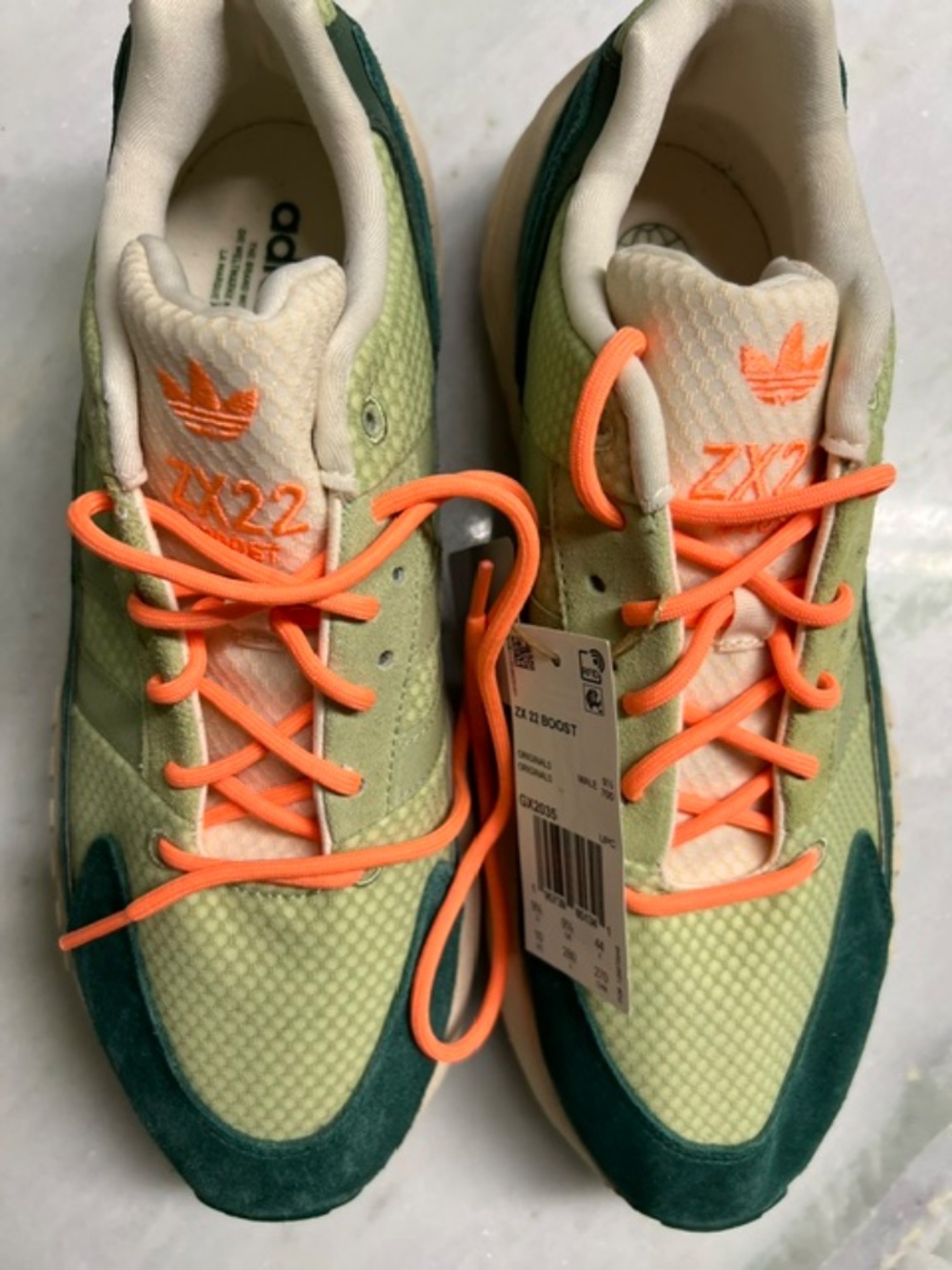 NWT & COA Men's  Adidas ZX22 Boost Sneakers